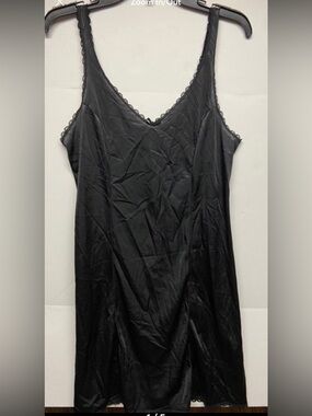 Warner's Black Lace-Trim Slip Nightgown Medium